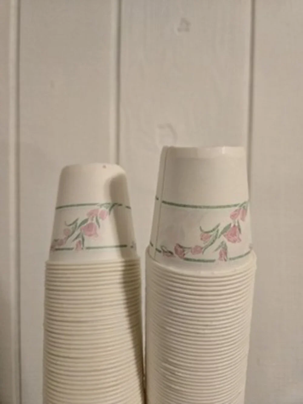 1993 Vintage Pink Floral 200 Count Dixie Paper Cups